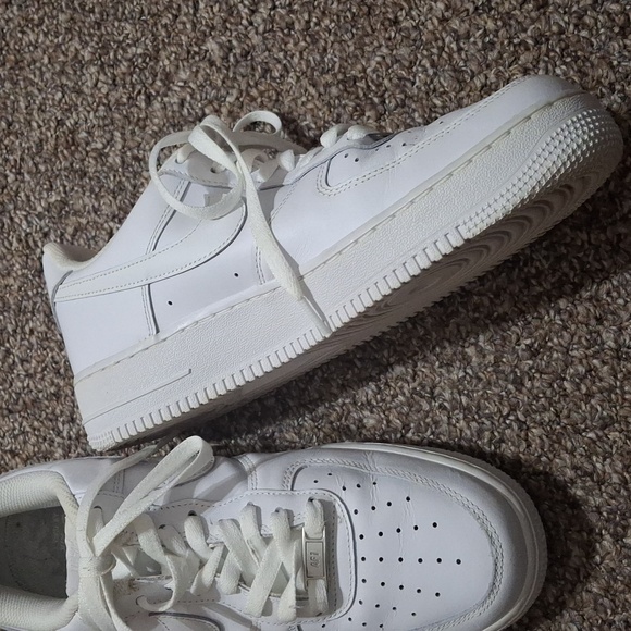 Nike Air Force 1 Low White Sneakers - Picture 2 of 6